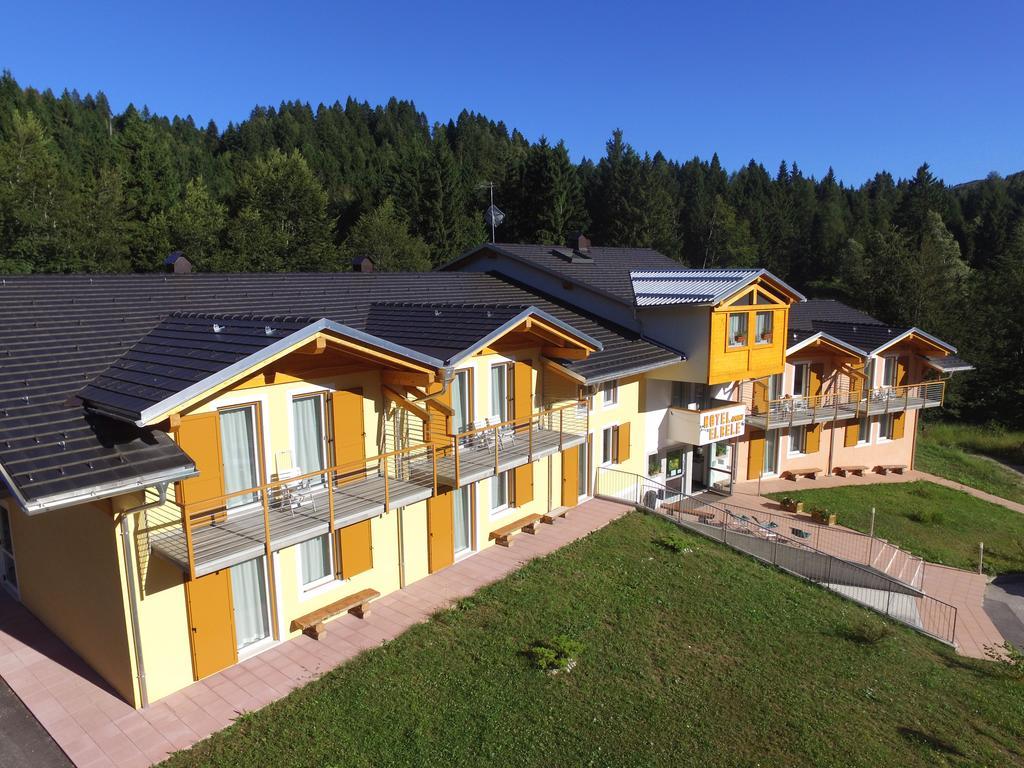 Hotel Elbele Garni Folgaria Exterior foto