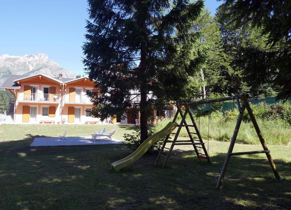 Hotel Elbele Garni Folgaria Exterior foto